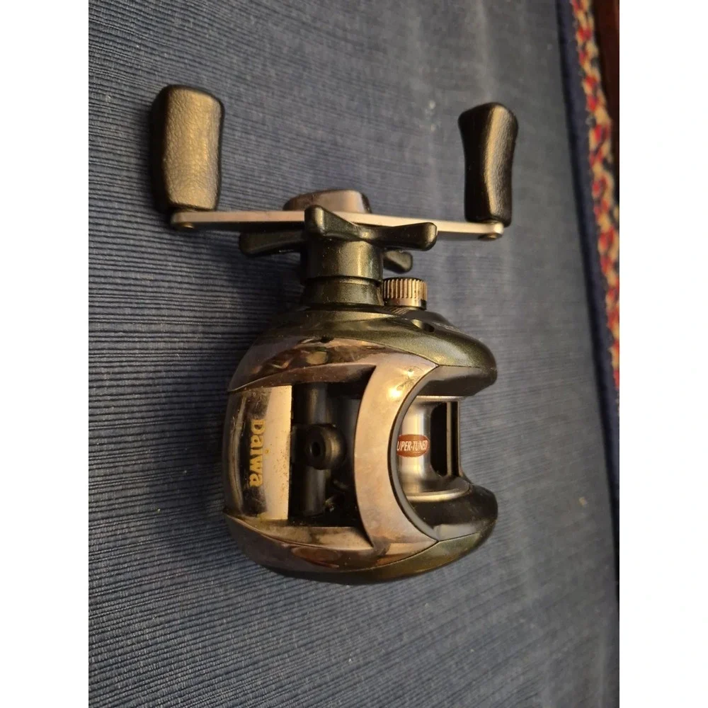Daiwa Magforce 100-4Bi Fishing Baitcasting Reel